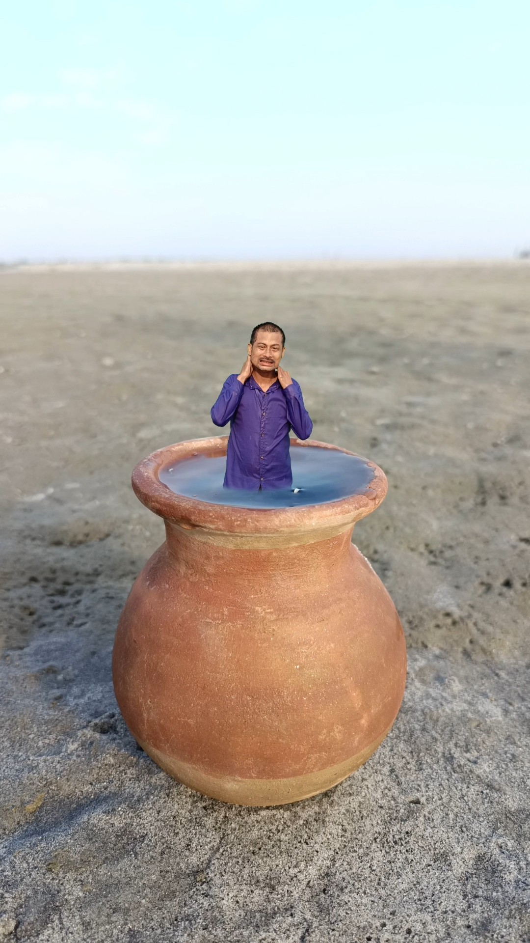 Mobile videography idea with Earthen pitcher ?? #shorts #creative #videography